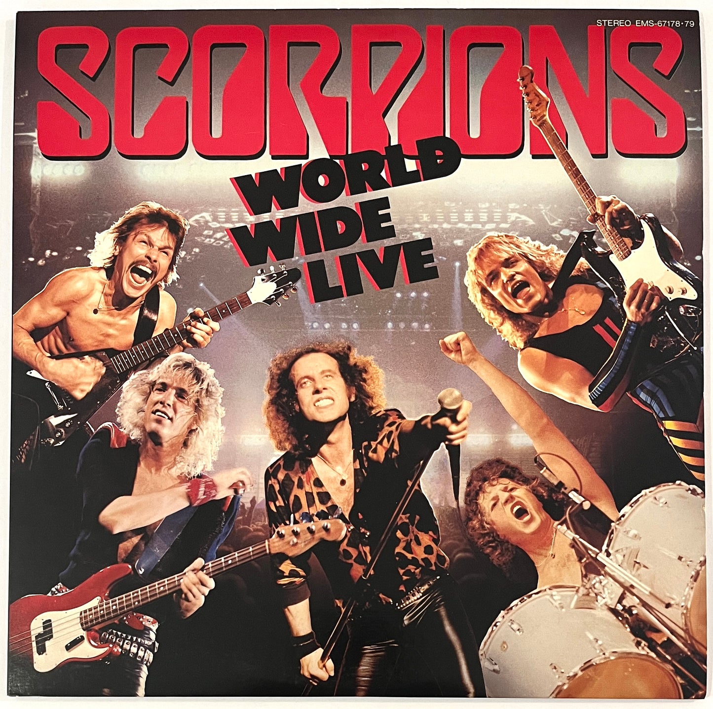 Scorpions - World Wide Live (With Poster)